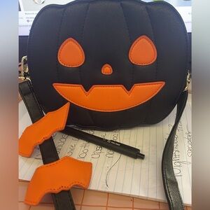 Faux leather jack-o-Lantern purse